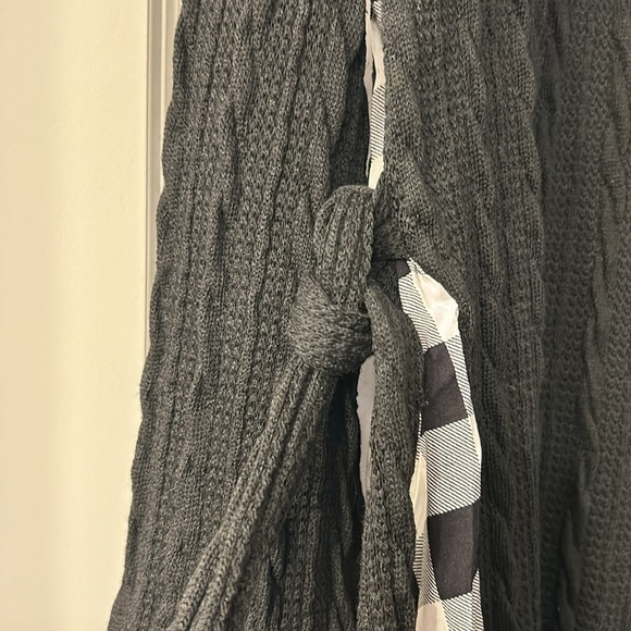 NWT Suzanne Betro black sweater tunic with plaid underlay - Picture 2 of 4